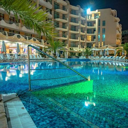 Grenada - Menada Apartments サニービーチ エクステリア 写真