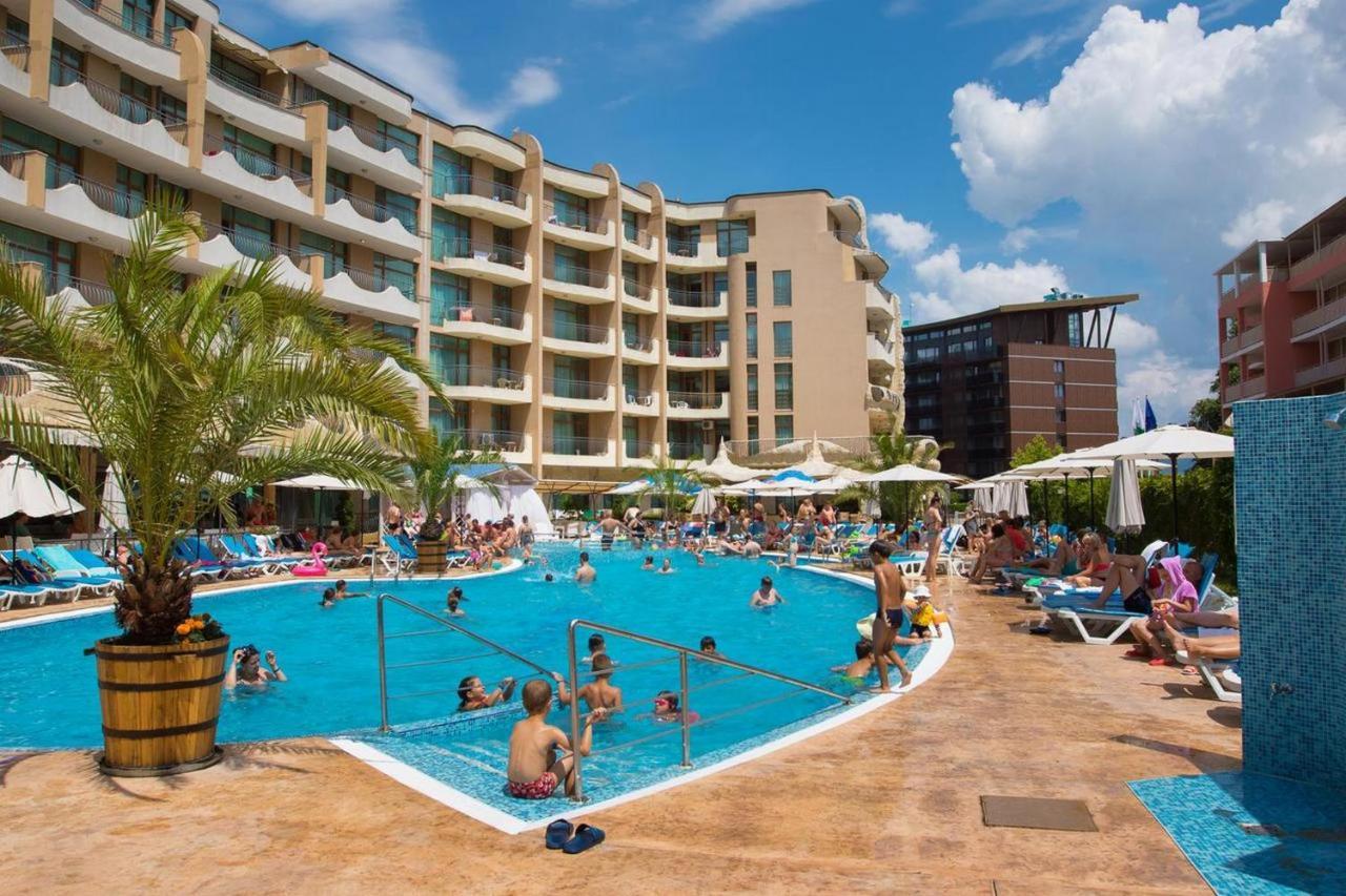 Grenada - Menada Apartments サニービーチ エクステリア 写真
