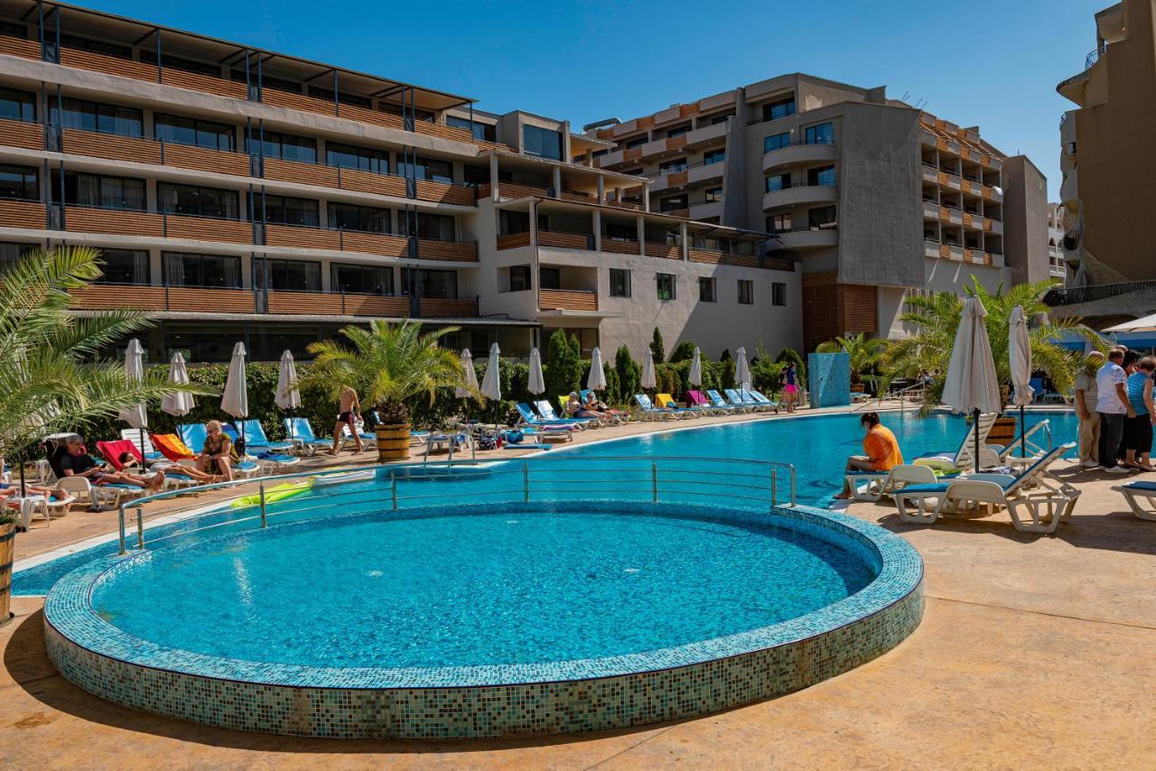 Grenada - Menada Apartments サニービーチ エクステリア 写真