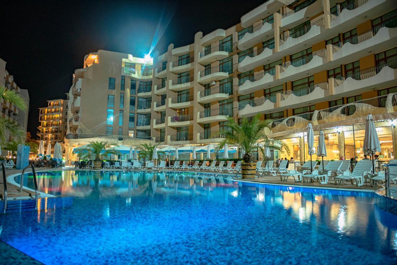 Grenada - Menada Apartments サニービーチ エクステリア 写真