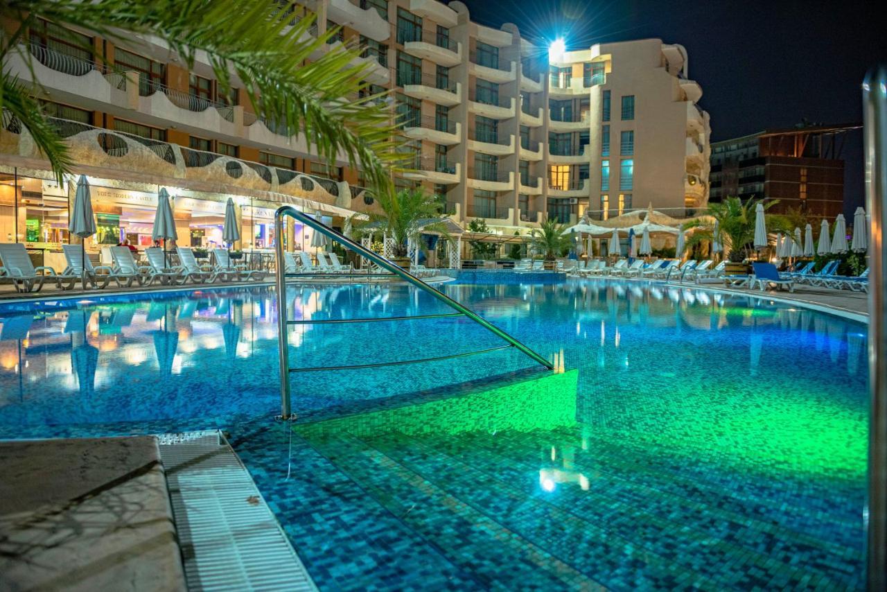 Grenada - Menada Apartments サニービーチ エクステリア 写真