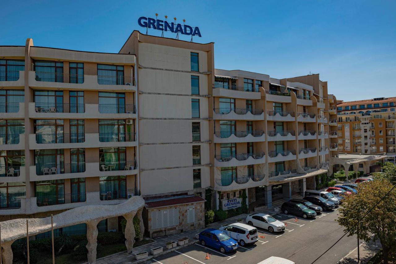 Grenada - Menada Apartments サニービーチ エクステリア 写真